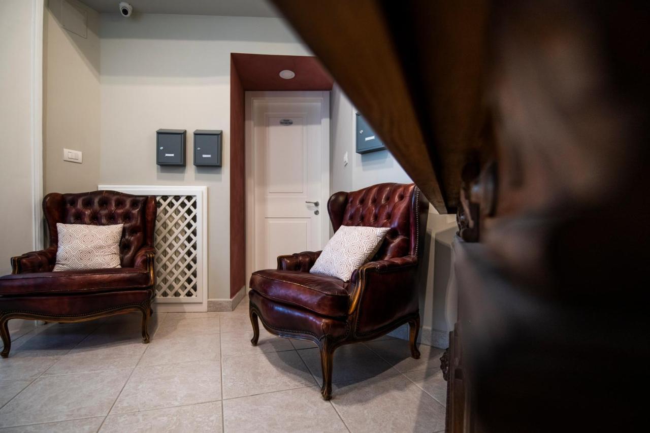 Mercatello Bed And Breakfast Naples Luaran gambar